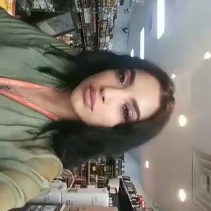 Meet your Posher, Fernanda